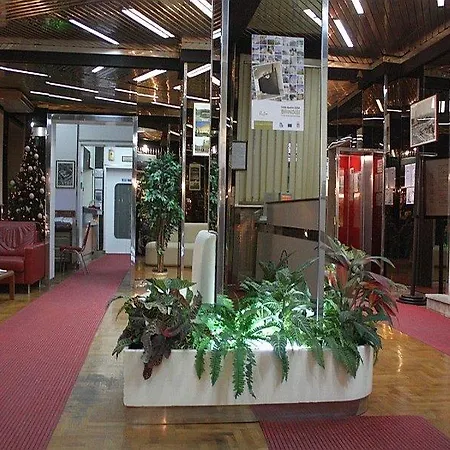 Regina Hotel 3*